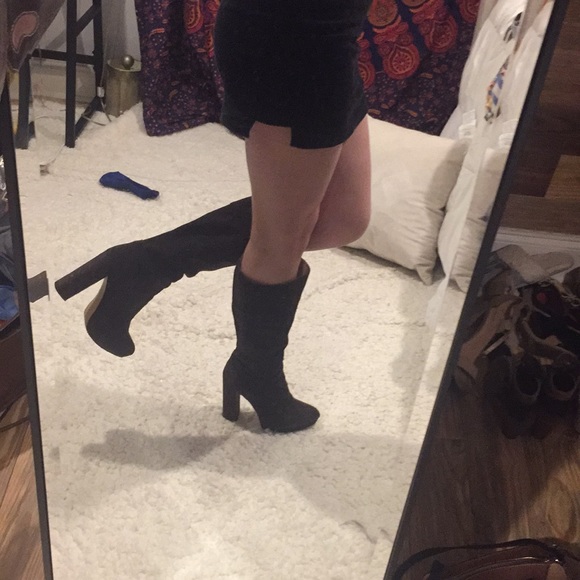 Extremely cute knee high heel boots! - Picture 3 of 3